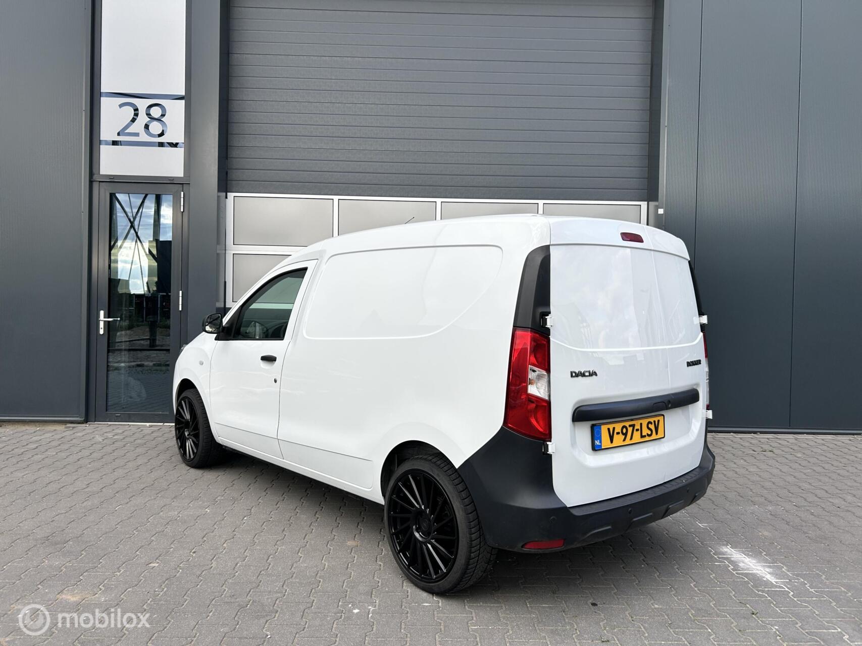 Foto van Dacia Dokker Bestel