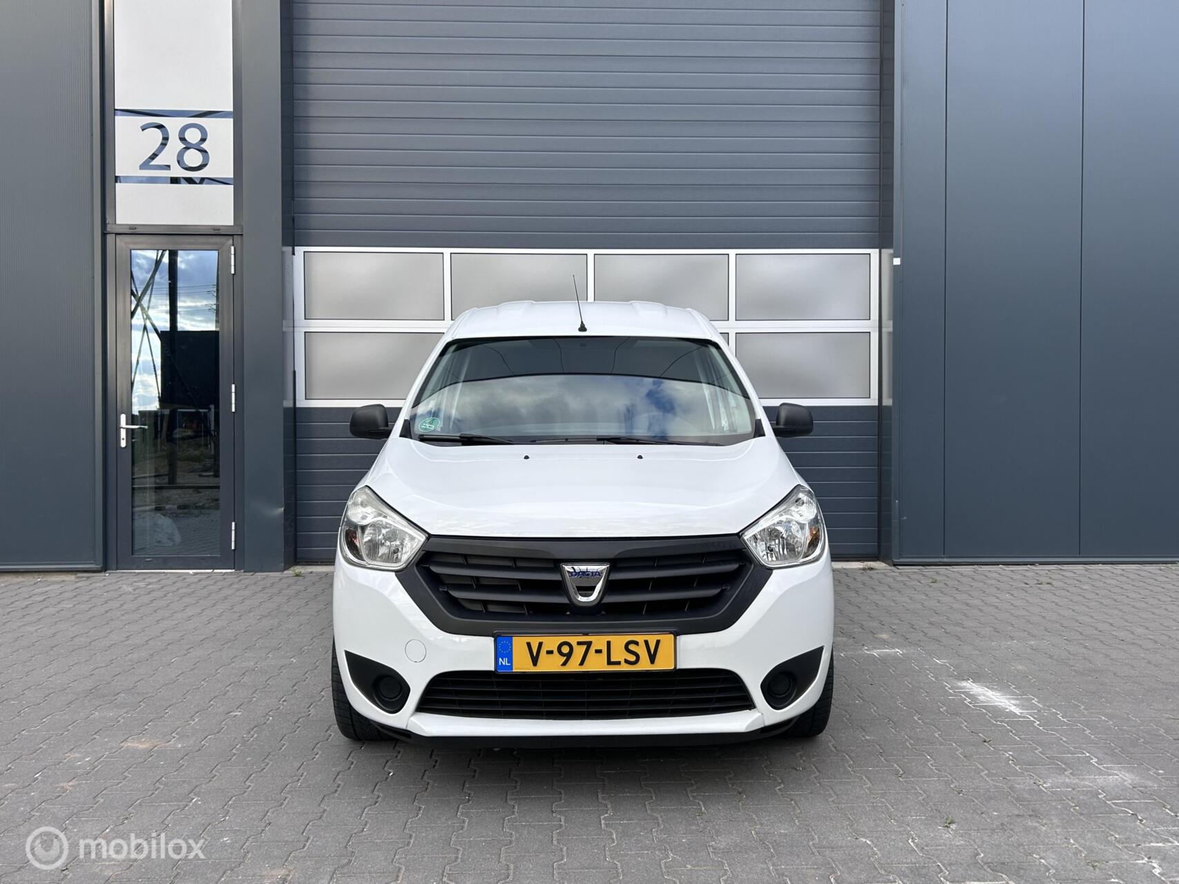 Foto van Dacia Dokker Bestel