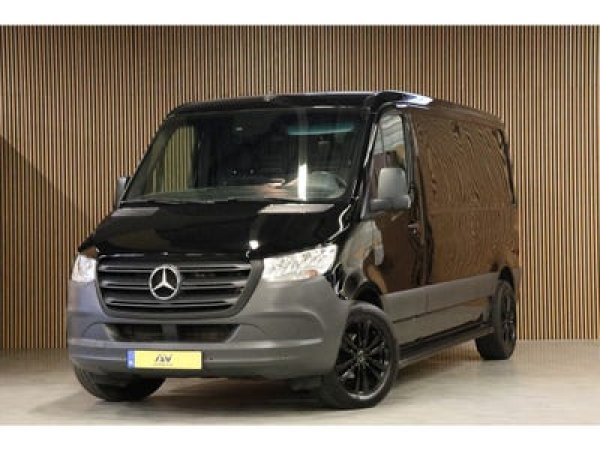 Mercedes-Benz Sprinter 2.2 CDI L2H1 2021 - voorkant