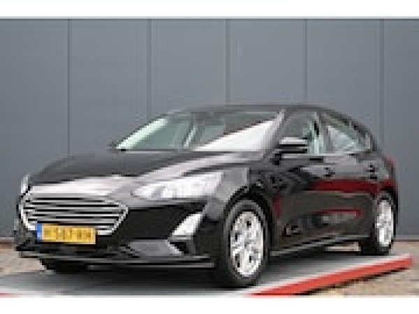 Ford Focus 1.0 EcoBoost Trend Edition Business 2020 - voorkant