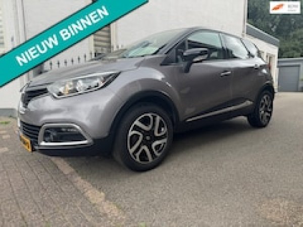 Renault Captur 0.9 TCe Dynamique 2016 - voorkant