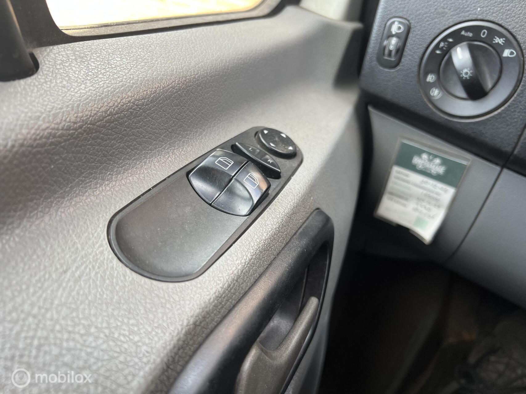 Foto van Volkswagen Crafter Bestel