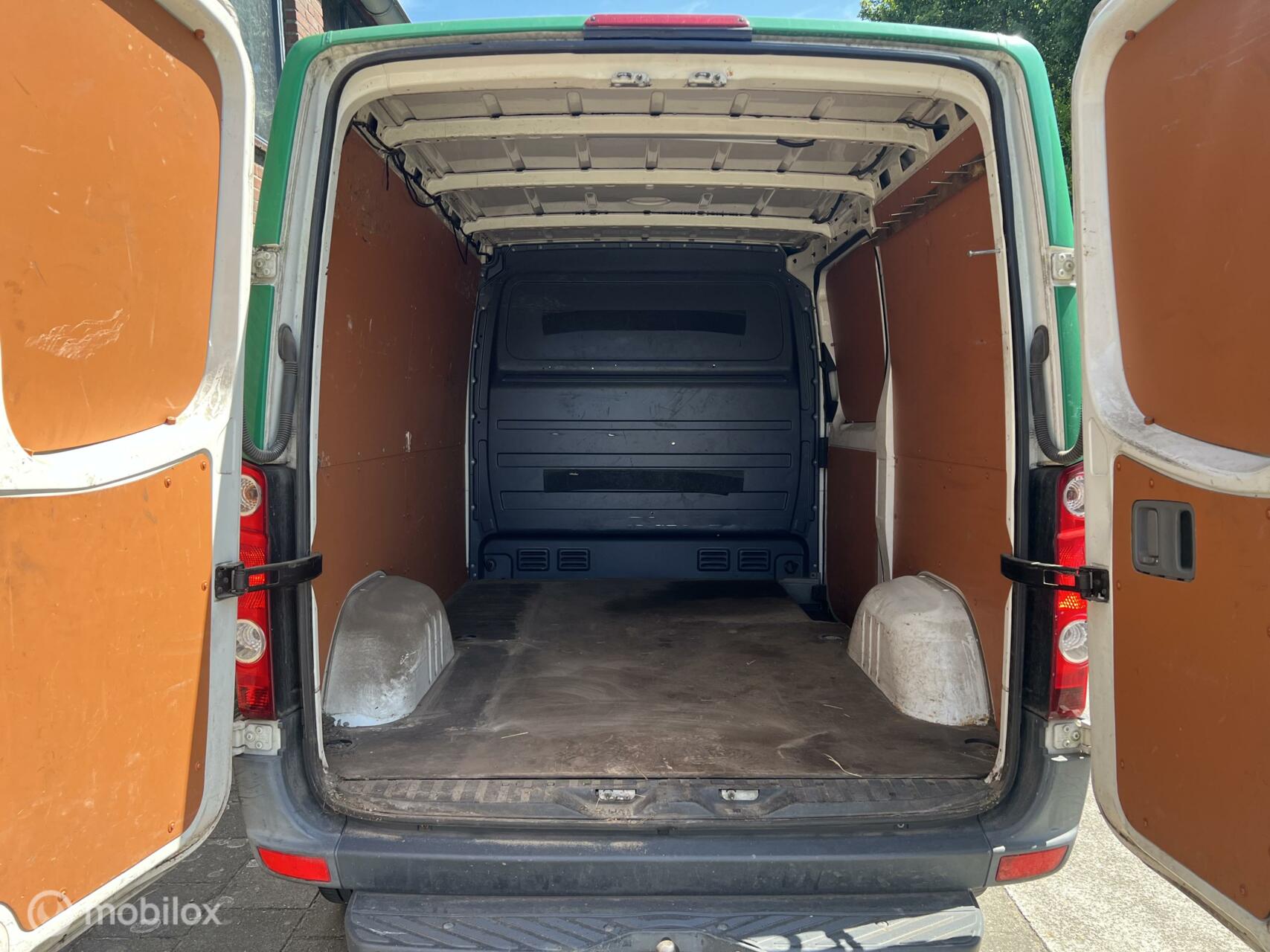 Foto van Volkswagen Crafter Bestel