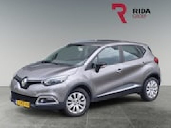 Renault Captur 0.9 TCe Expression 2015 - voorkant