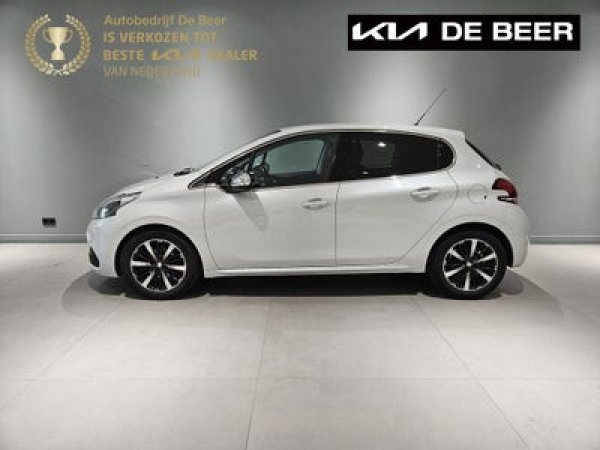 Peugeot 208 1.2 PureTech Allure 2017 - voorkant