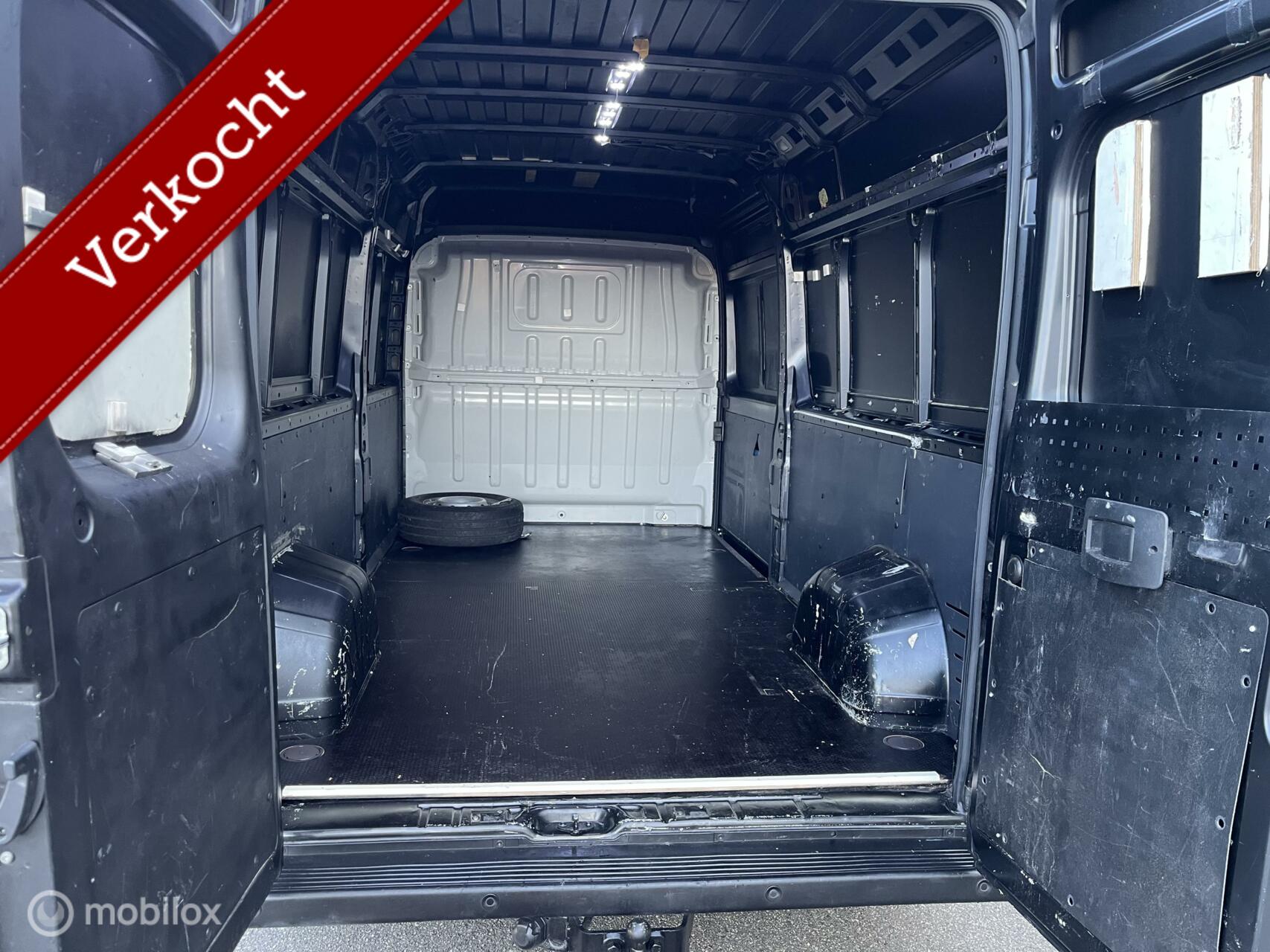 Foto van Peugeot Boxer Bestel