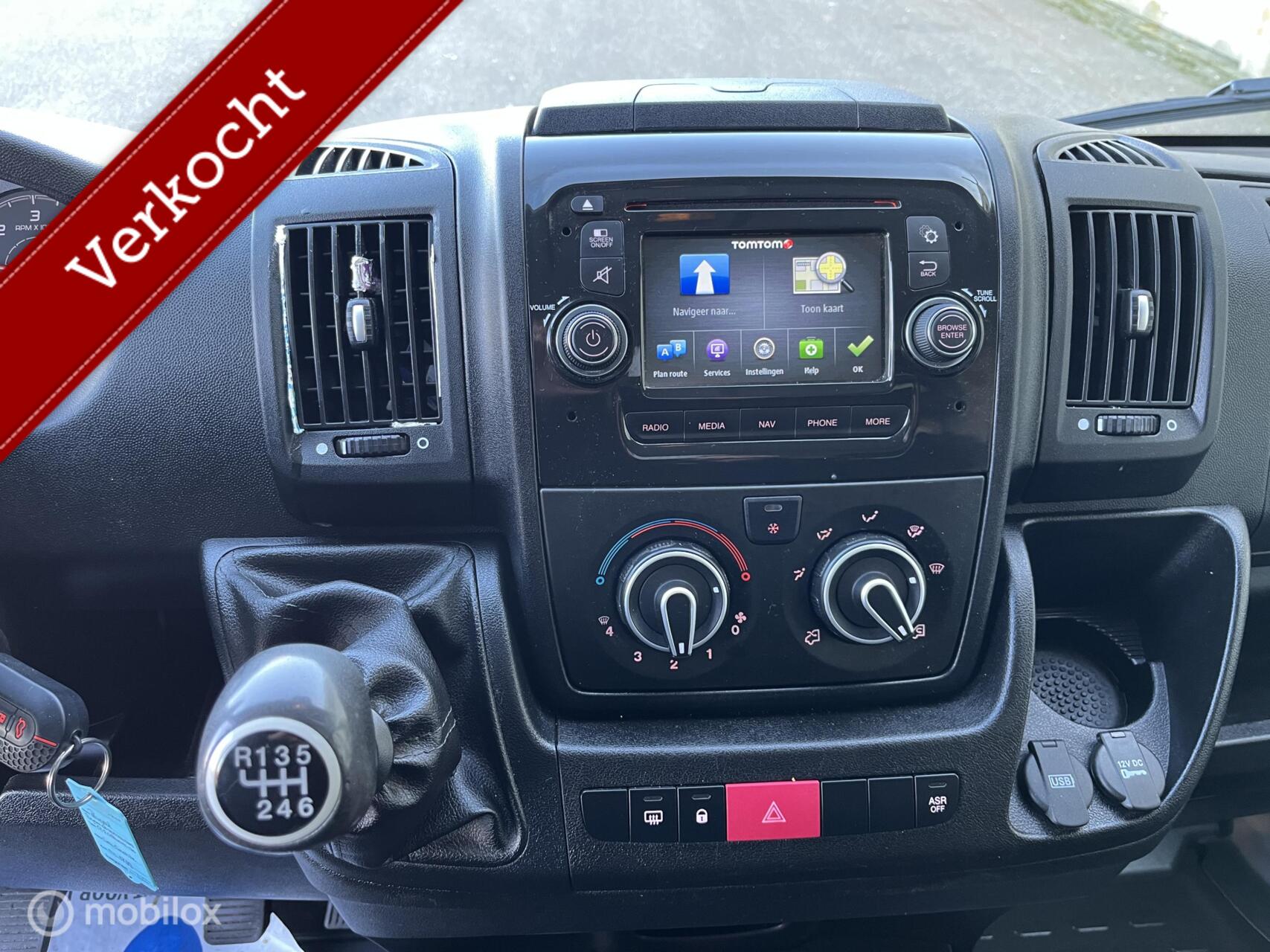Foto van Peugeot Boxer Bestel