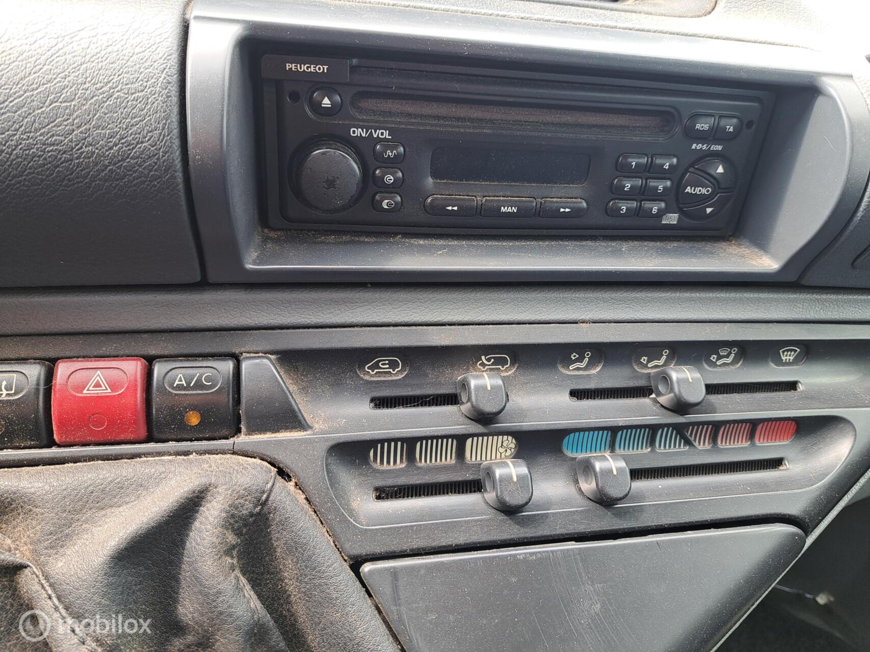 Foto van Peugeot Expert Bestel