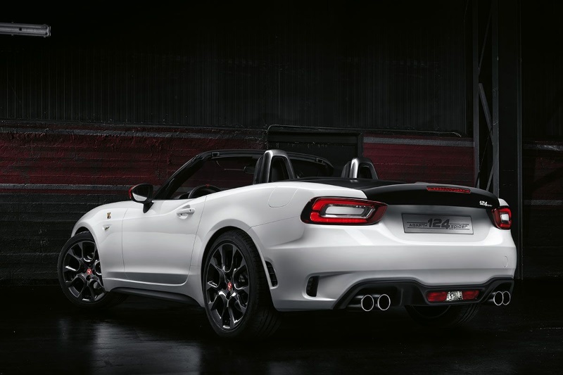 Foto van Fiat 124 Spider