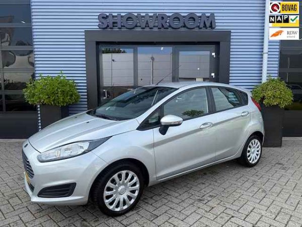 Ford Fiesta 1.0 Champion 2013 - voorkant