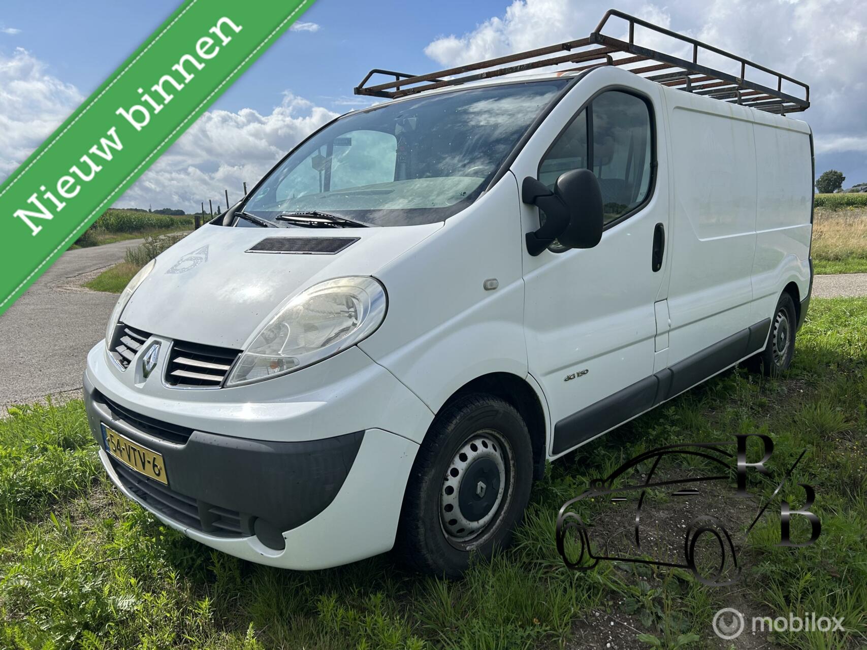 Renault Trafic Bestel 2.5 dCi T29 L2H1 2008 206969 KM 2008 - voorkant