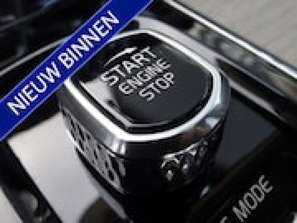 Volvo Xc90 2.0 T6 AWD R-Design 2015 - voorkant