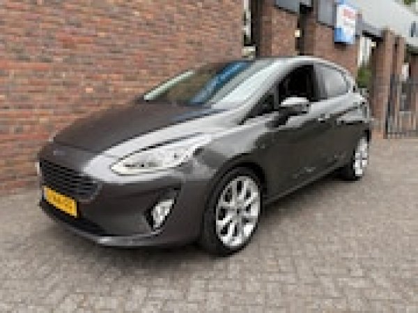Ford Fiesta 1.0 EcoBoost Vignale 2017 - voorkant