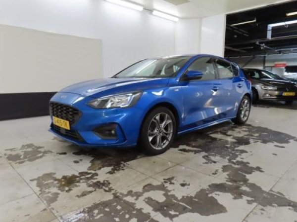 Ford Focus 1.0 EcoBoost ST Line Business 2019 - voorkant