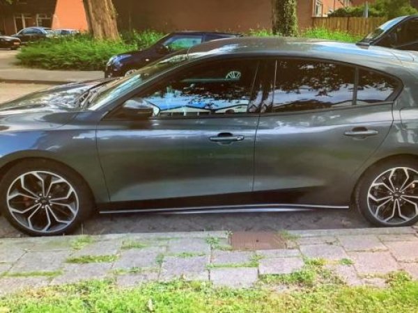 Ford Focus 1.0 EcoBoost ST Line Business 2019 - voorkant