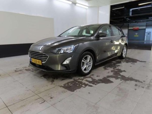 Ford Focus 1.0 EcoBoost Trend Edition Business 2020 - voorkant