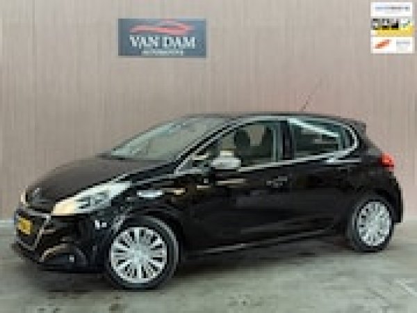 Peugeot 208 1.2 PureTech Blue Lease Executive 2017 - voorkant