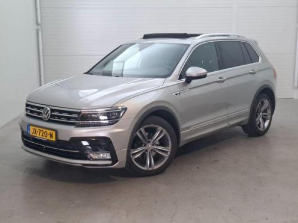 Volkswagen Tiguan 1.4 TSI ACT Connected Series 2016 - voorkant
