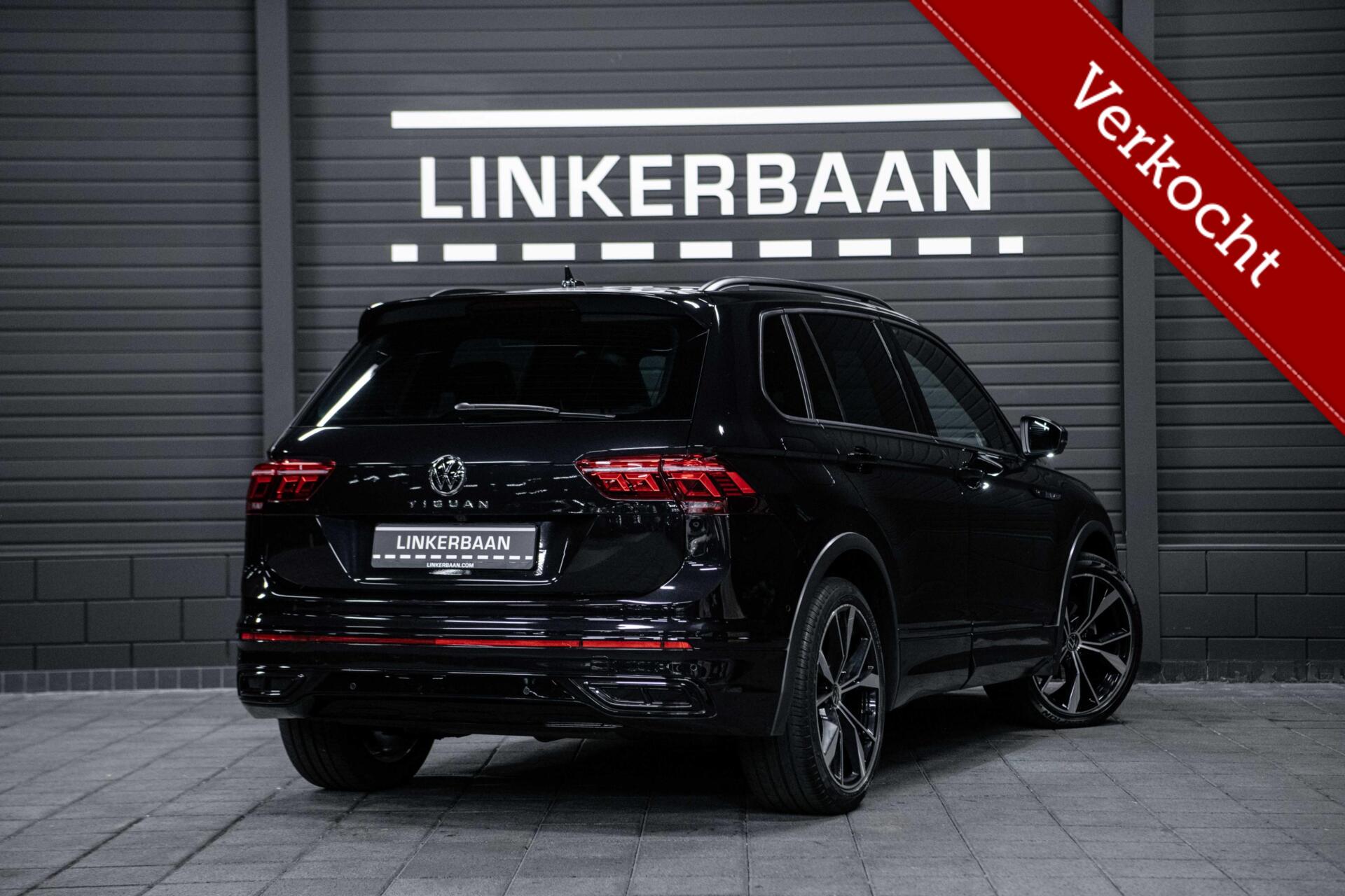 Volkswagen Tiguan 1.5 TSI R-Line Business+ | R Line | Vol opties | Panodak | IQ Light | 20 inch | 2022 - voorkant