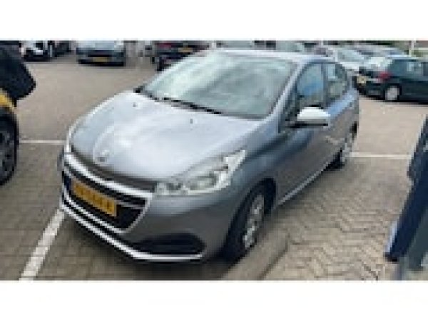 Peugeot 208 1.2 PureTech Like 2018 - voorkant