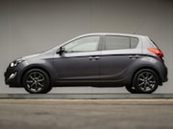 Hyundai I20 1.2 HP i-Motion Comfort 2015 - voorkant