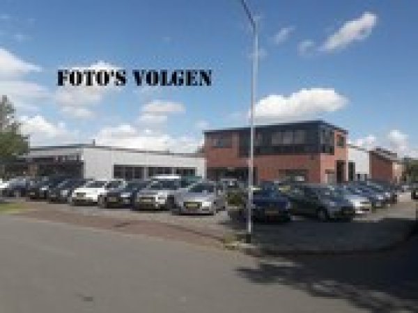 Peugeot 208 1.2 PureTech Blue Lease Allure 2019 - voorkant