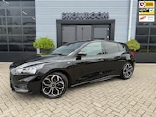 Ford Focus 1.5 EcoBoost Vignale 2019 - voorkant