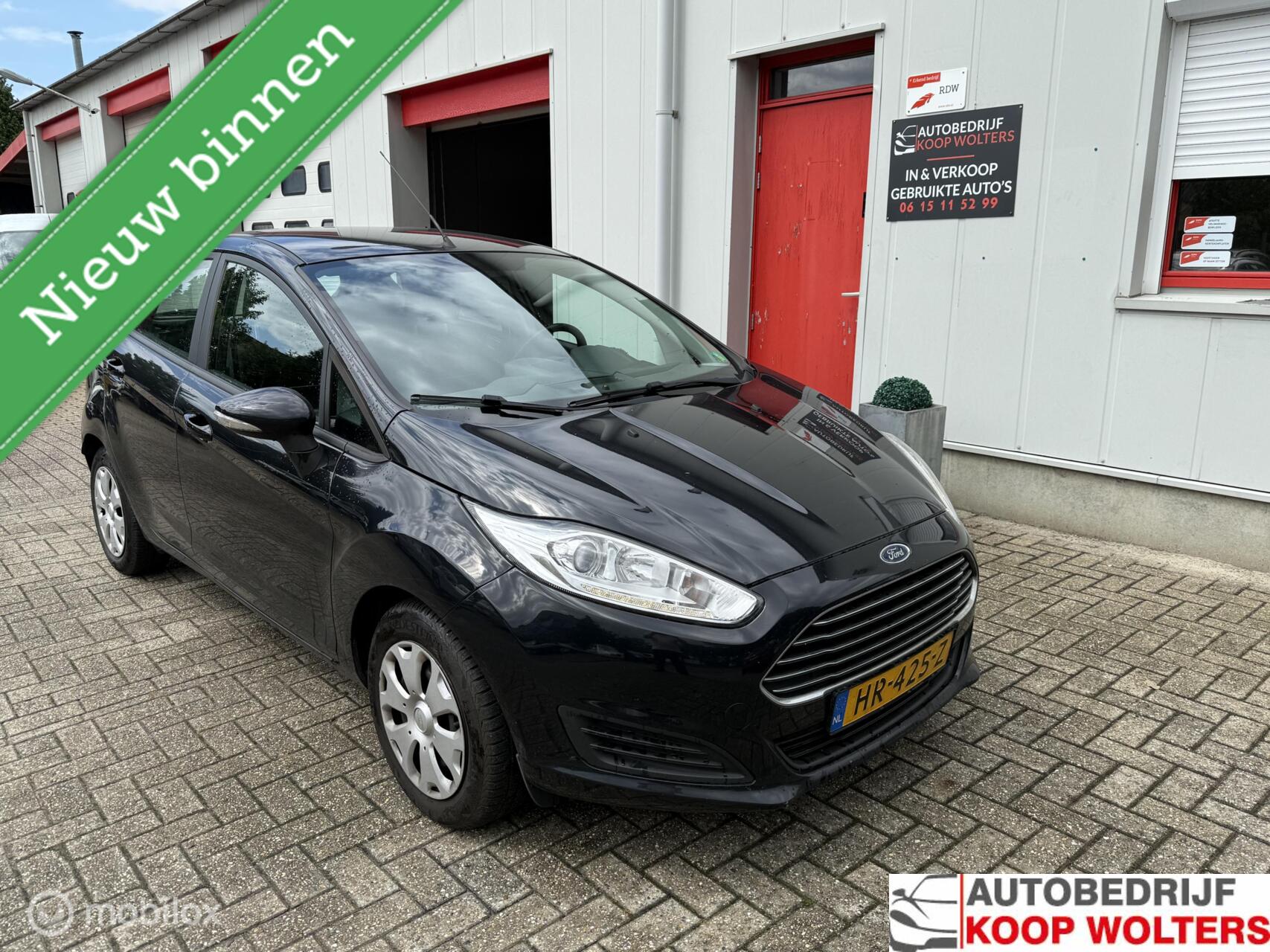 Ford Fiesta 1.5 TDCi Style 2015 Led 2015 - voorkant