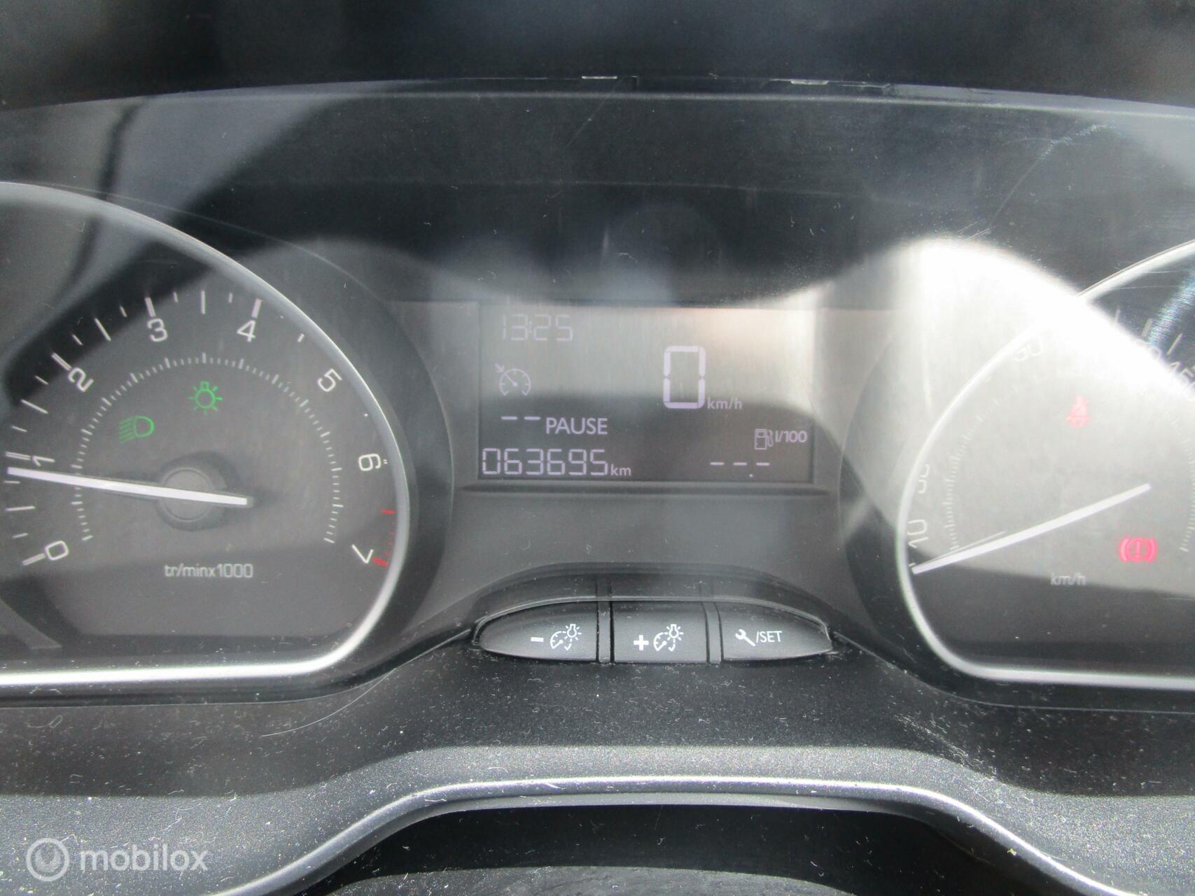 Foto van Peugeot 208