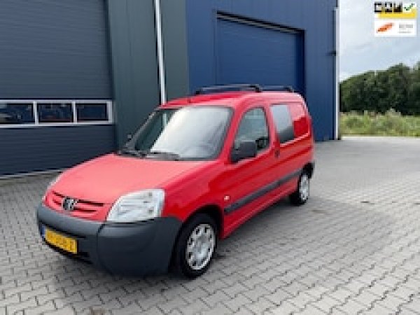 Foto van Peugeot Partner