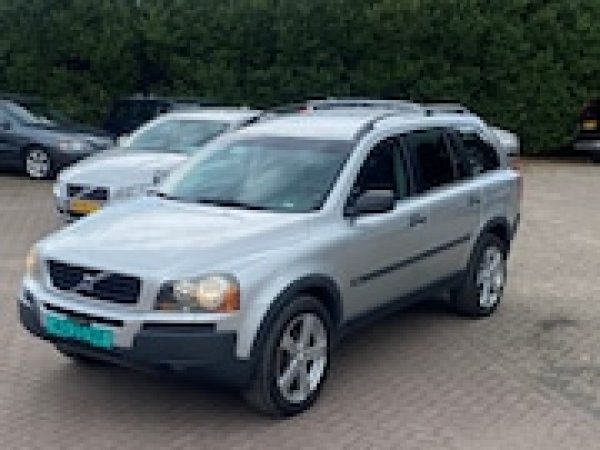Volvo Xc90 2.5 T 2003 - voorkant