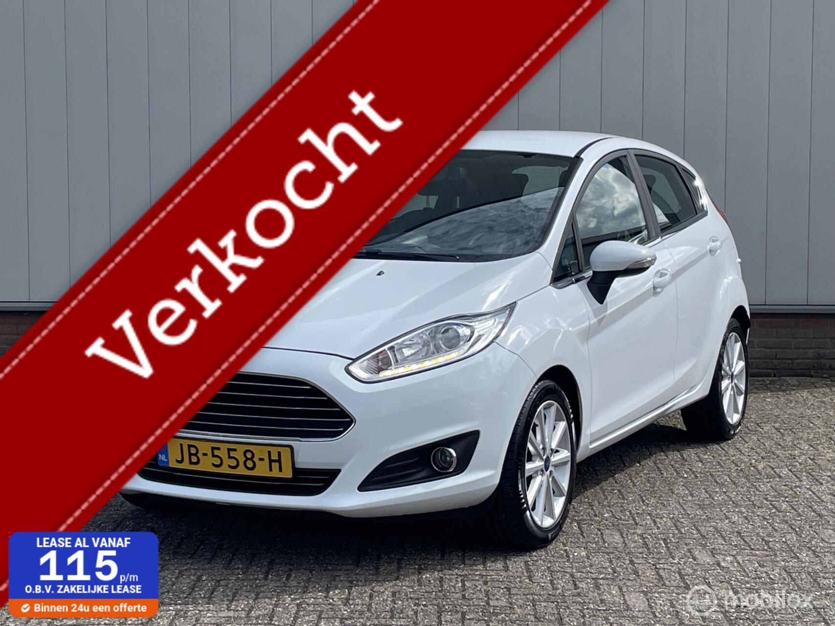 Ford Fiesta 1.0 EcoBoost Titanium | Climate & Cruise control |Navi |PDC | LMV | LED | 2016 - voorkant