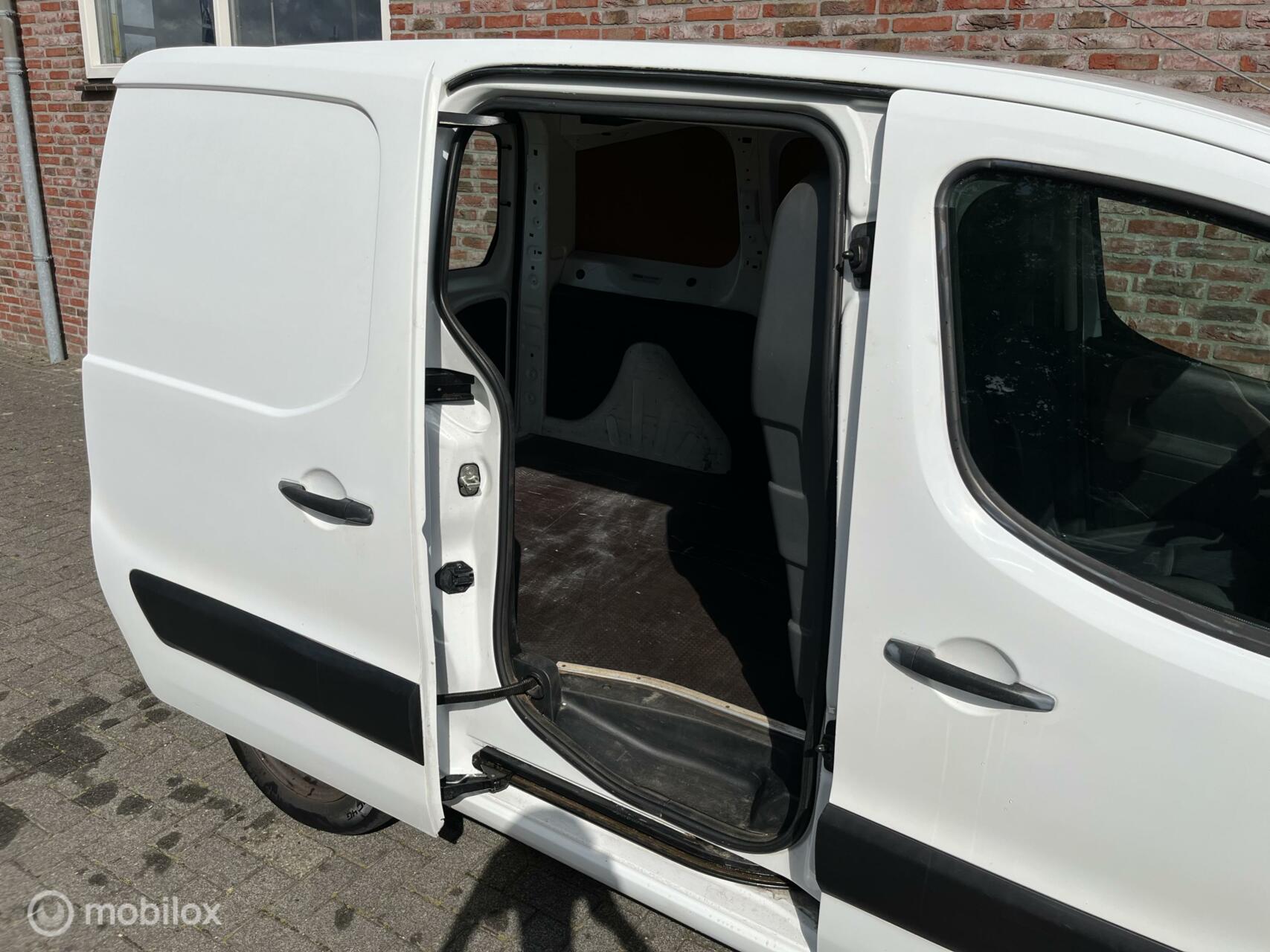 Foto van Peugeot Partner Bestel