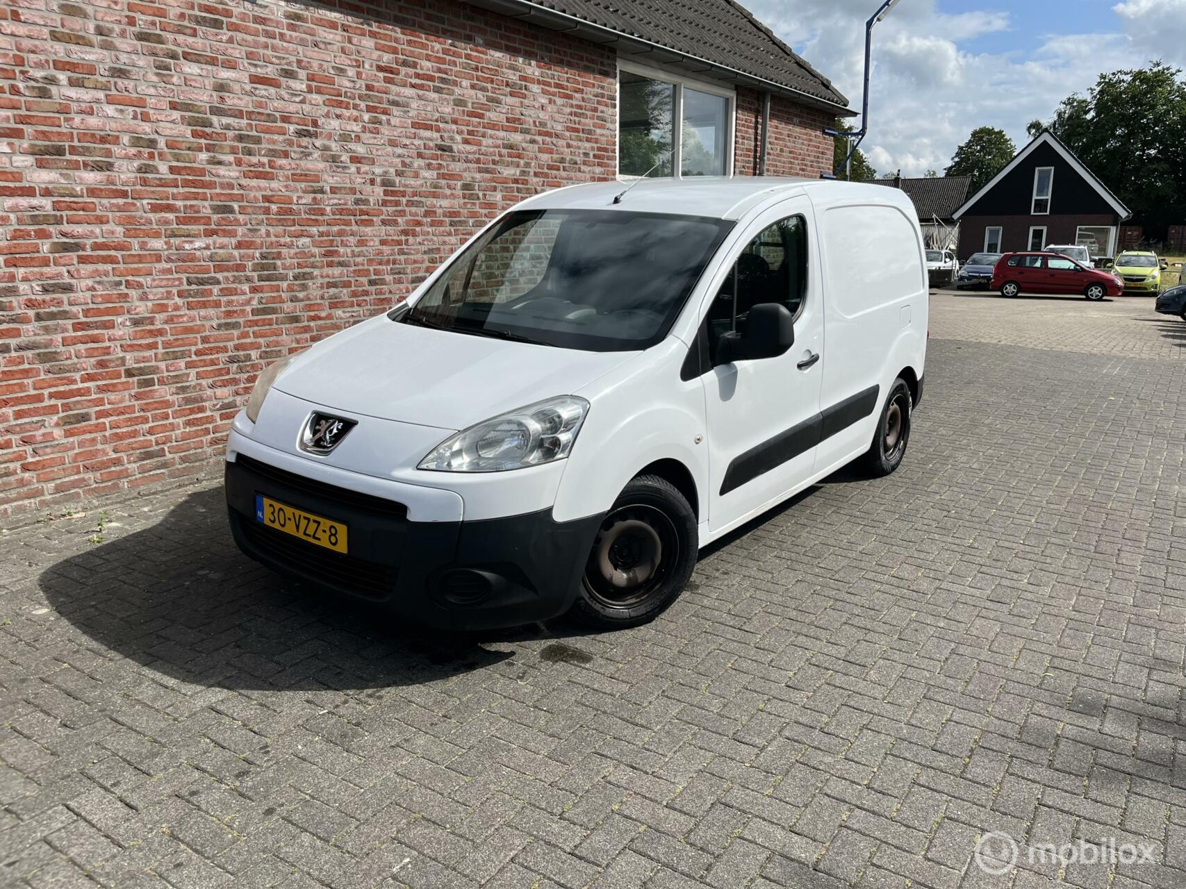 Peugeot Partner Bestel 120 1.6 HDI L1 XT 2009 - voorkant