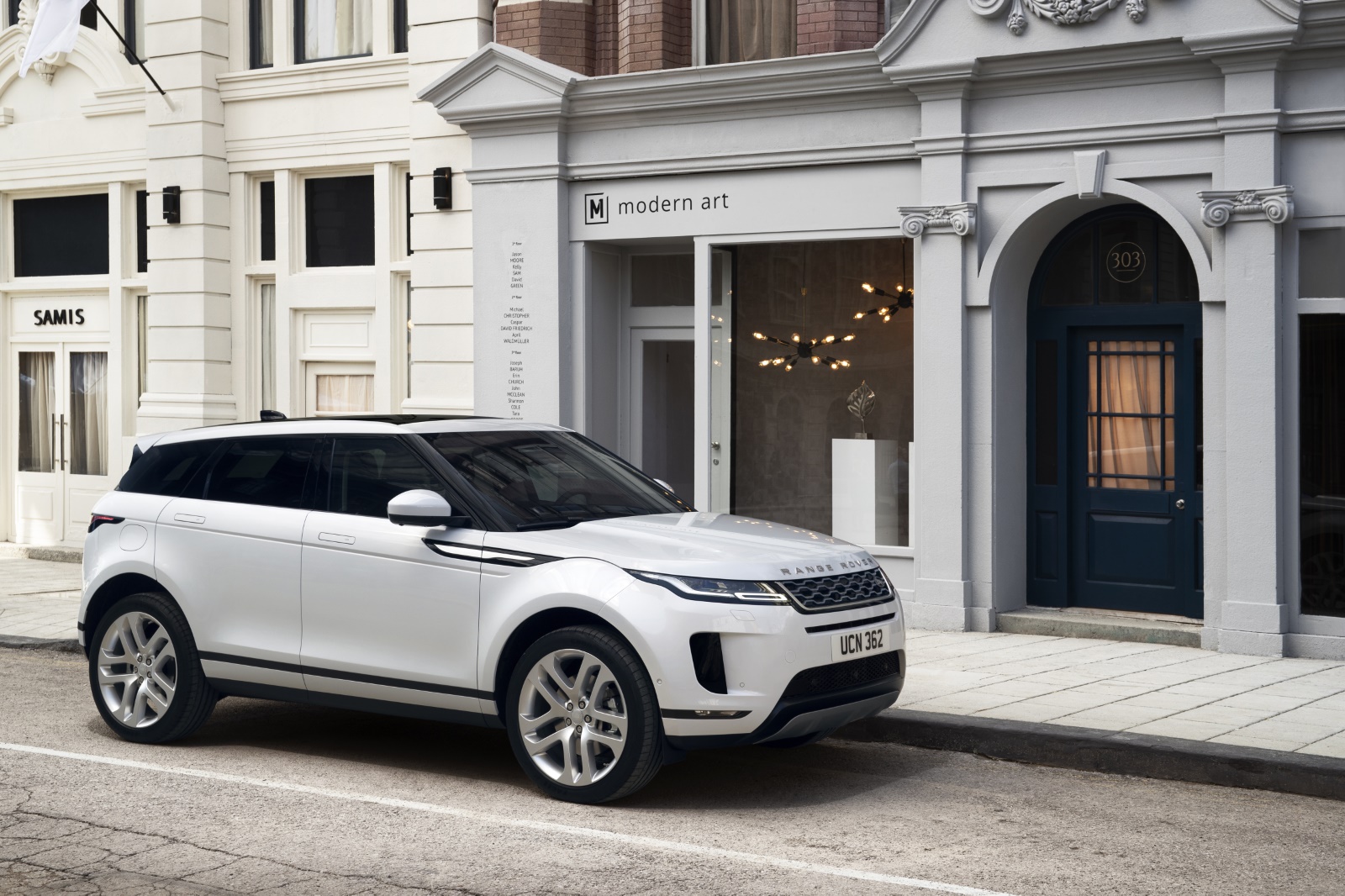 Land Rover Range Rover Evoque 2.0 P200 AWD RDynHSE 2019 - voorkant