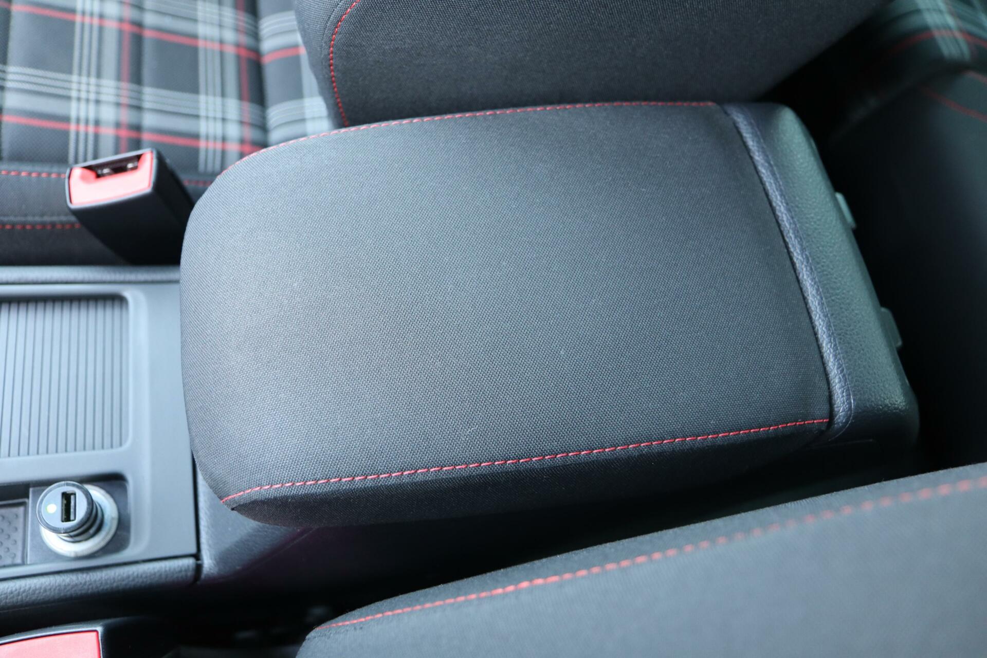 Foto van Volkswagen Golf 7.5