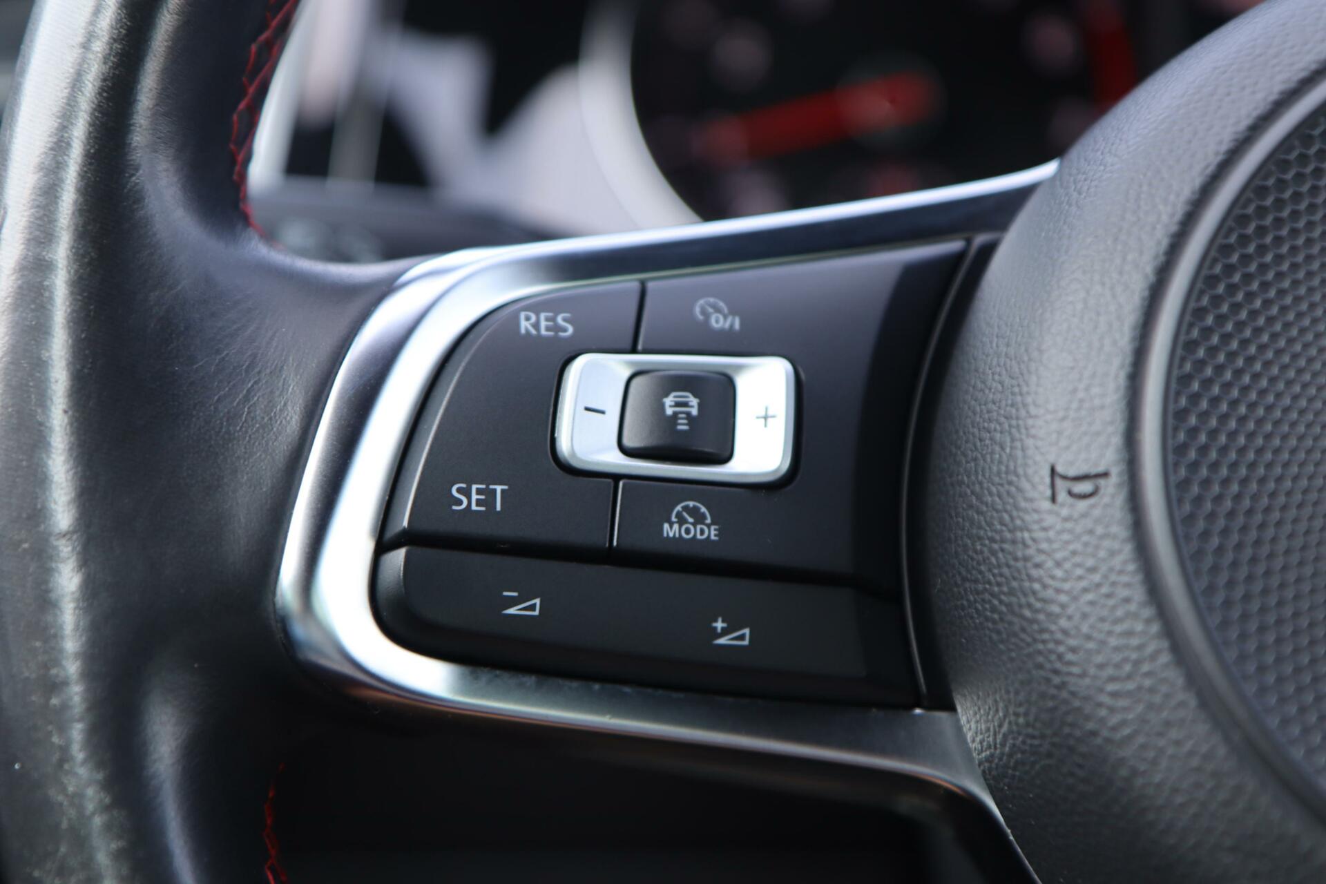 Foto van Volkswagen Golf 7.5