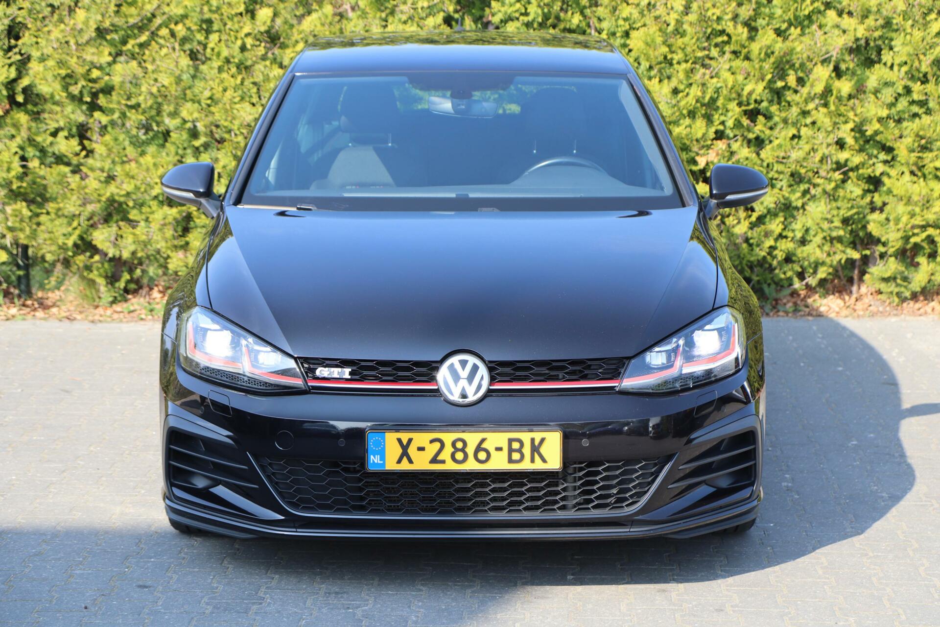 Foto van Volkswagen Golf 7.5