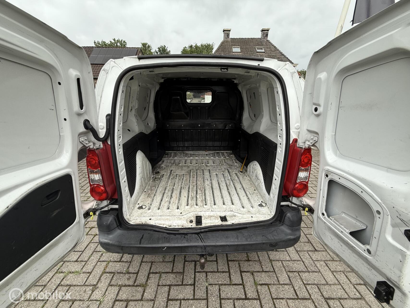 Foto van Peugeot Partner Bestel