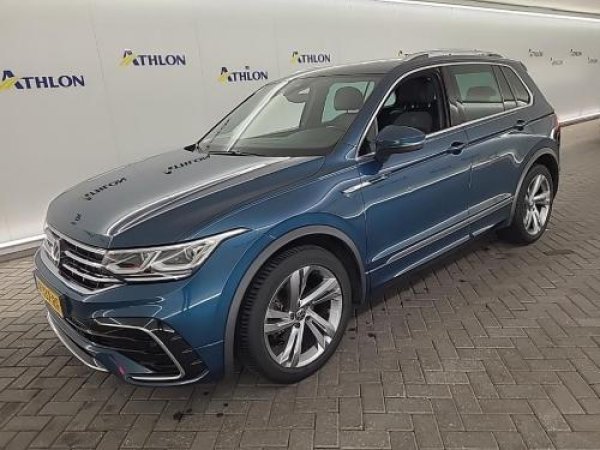 Volkswagen Tiguan 1.5 TSI R-Line Business+ 2022 - voorkant