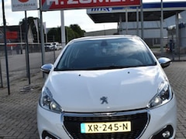 Peugeot 208 1.5 BlueHDi Blue Lease Allure 2019 - voorkant