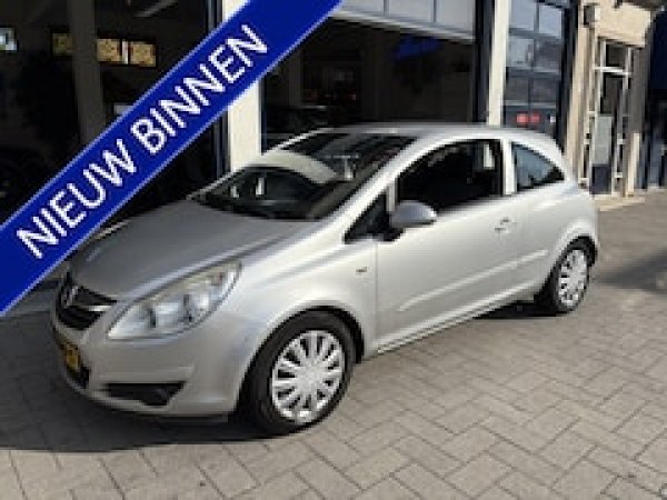 Opel Corsa 1.2-16V Essentia 2007 - voorkant