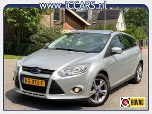 Ford Focus 1.0 EcoBoost Titanium 2013 - voorkant