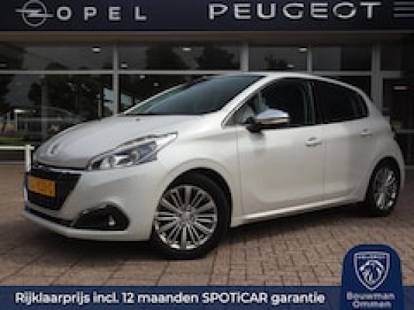 Peugeot 208 1.2 PureTech Allure 2018 - voorkant