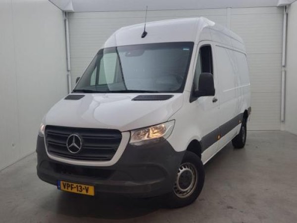 Mercedes-Benz Sprinter 317 1.9 CDI L2H2 DC 2022 - voorkant