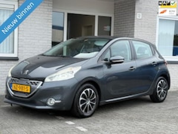 Peugeot 208 1.4 e-HDi Blue Lease 2012 - voorkant