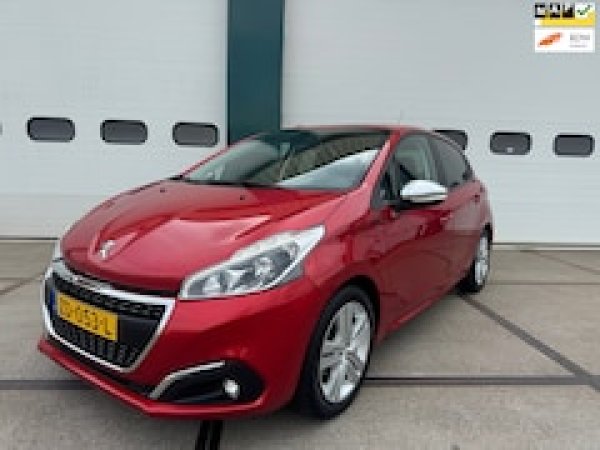 Peugeot 208 1.2 PureTech Signature 2019 - voorkant