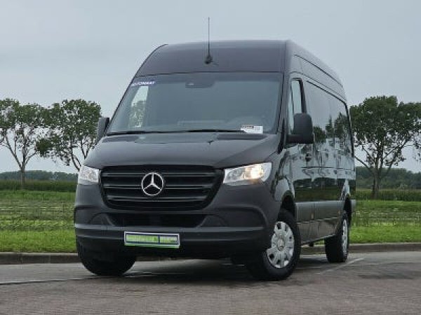 Mercedes-Benz Sprinter 317 1.9 CDI L2H2 2021 - voorkant