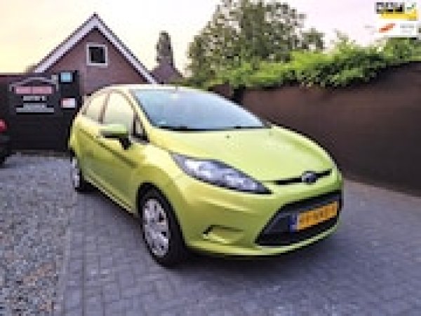 Ford Fiesta 1.25 Trend 2010 - voorkant
