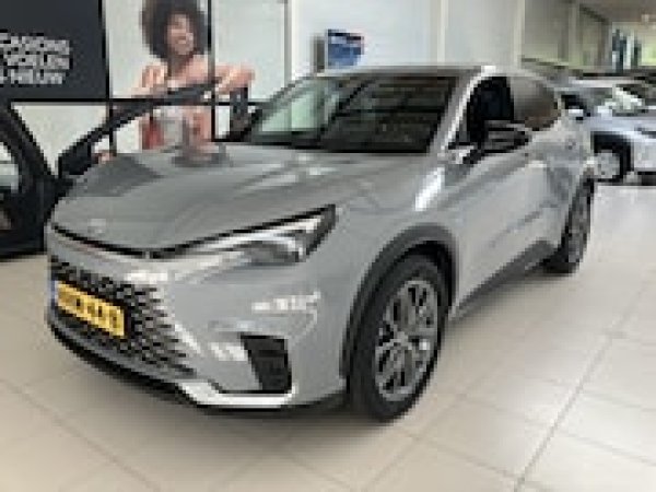 Lexus LBX Business Line Pro 2WD 2025 - voorkant